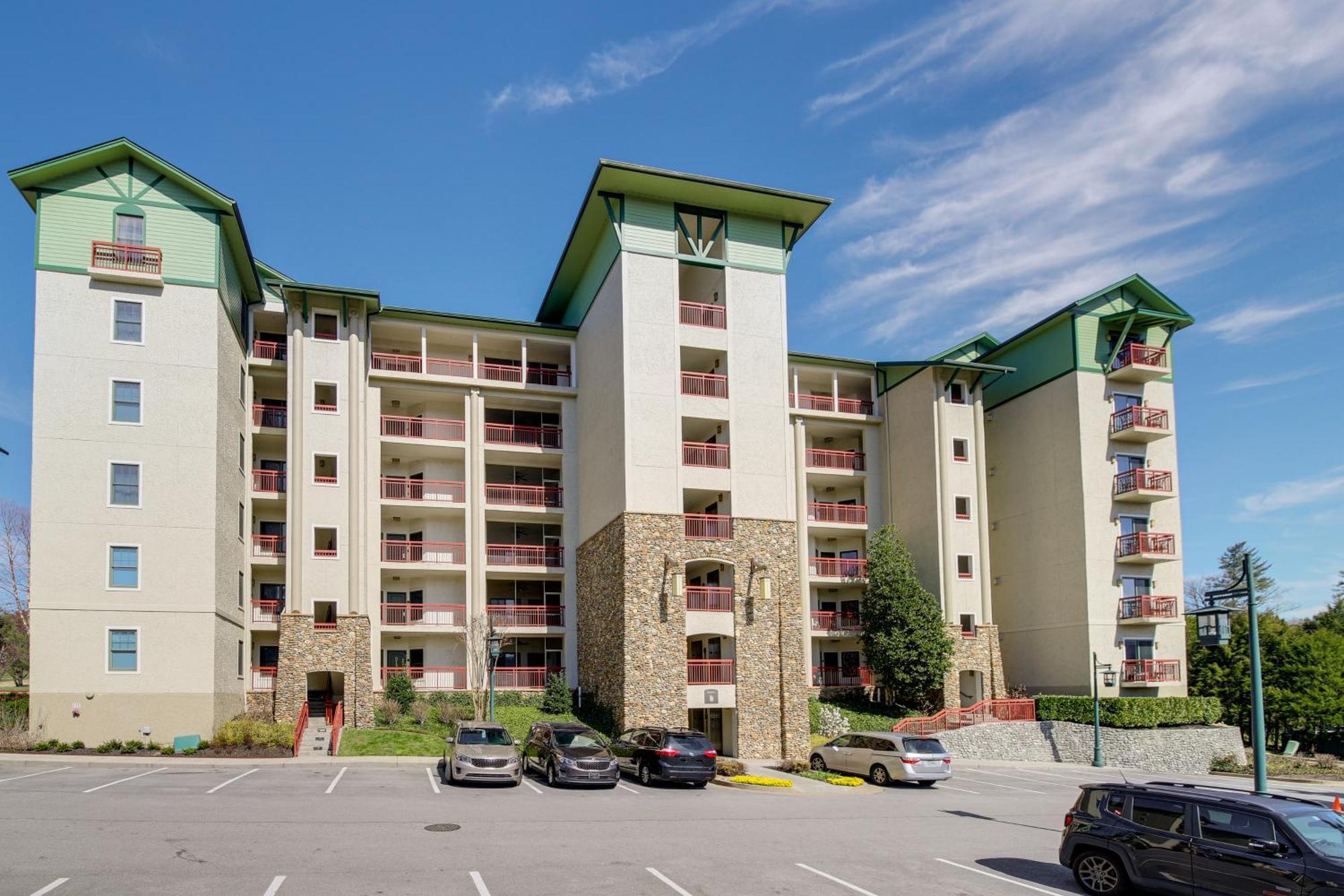 Elegant Pigeon Forge Condo With Golf Course View! Ngoại thất bức ảnh